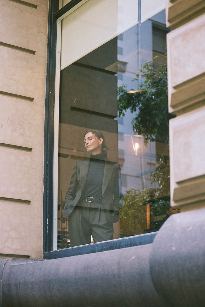 PERRI CUTTEN X ABIGAIL